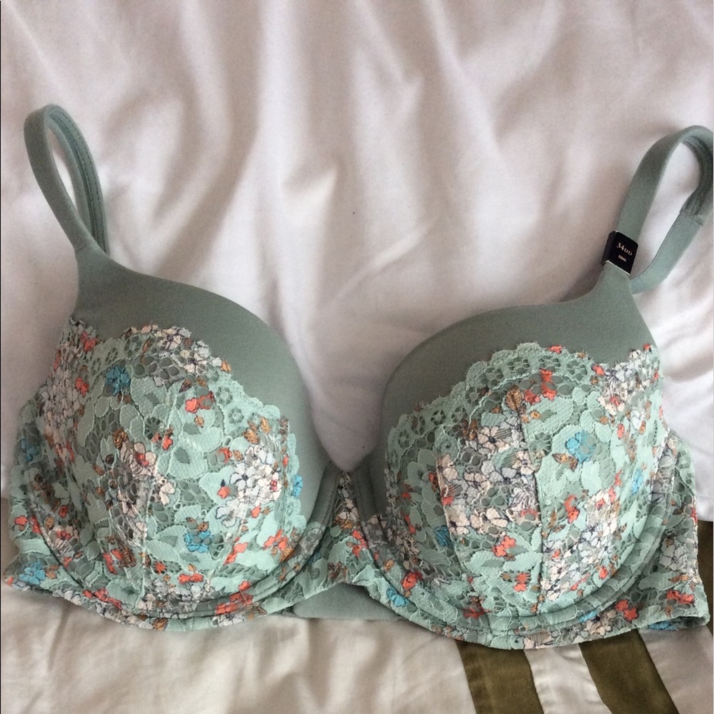 Beautiful floral VS bra